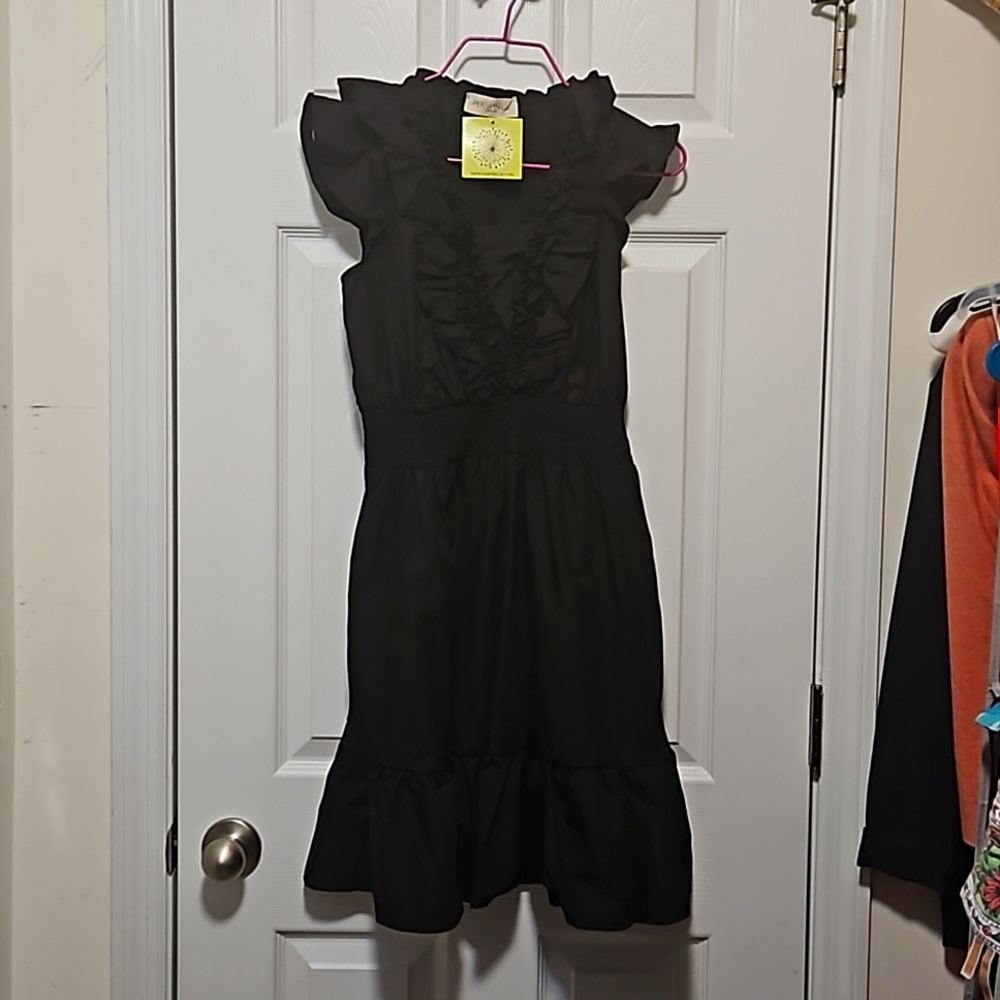 XS black ruffle dress